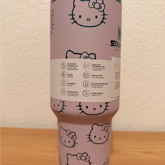 Hello Kitty x Stanley Purple Tumbler - Picture 5 of 7